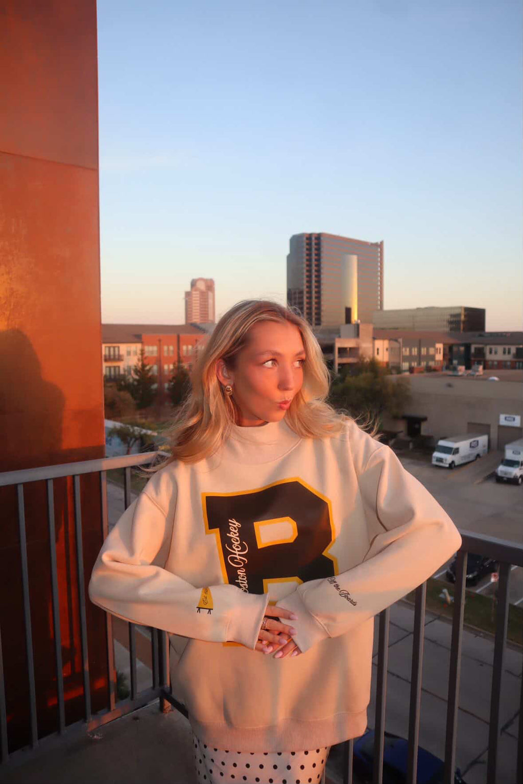 Boston Hockey Mockneck